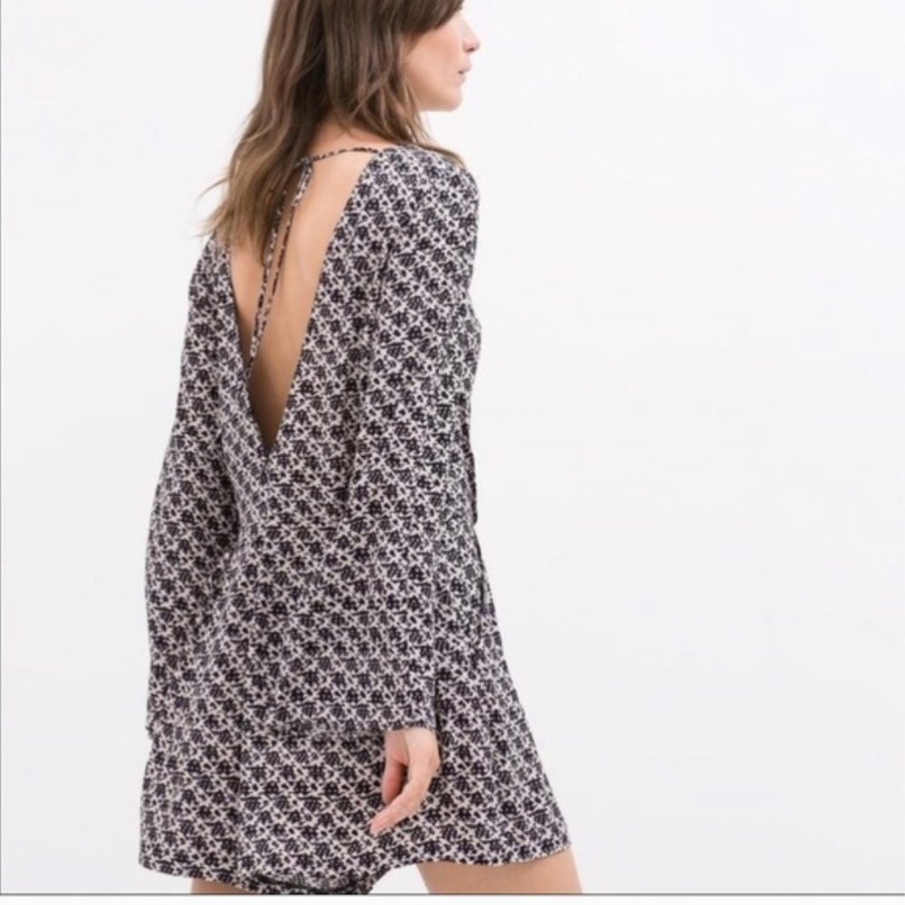 Zara open back romper w pockets bell sleeves XS